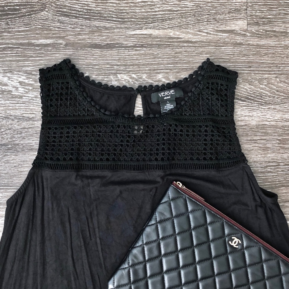 VERVE AMI Black Sleeveless Top